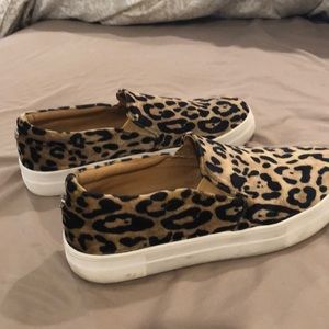 Steve Madden leopard slip on shoes size 9